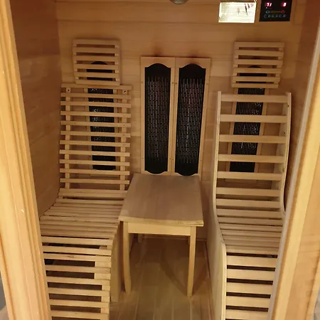 מלון Le Meridien Grand 5*
