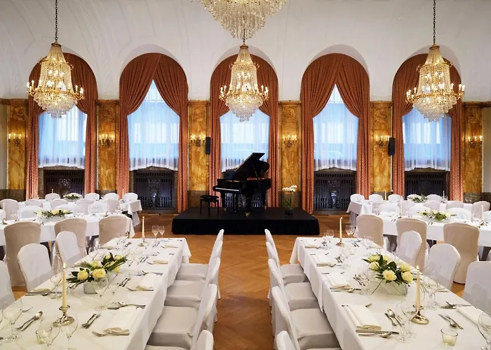 Le Meridien Grand
