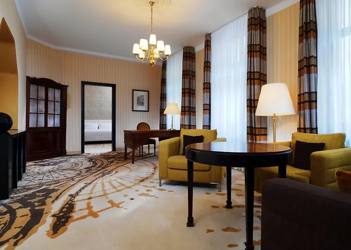 Le Meridien Grand