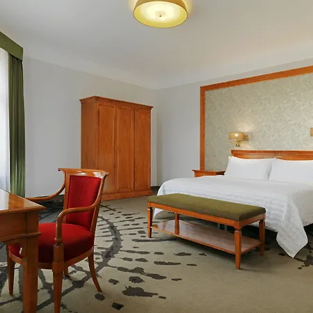 Hotel Le Meridien Grand