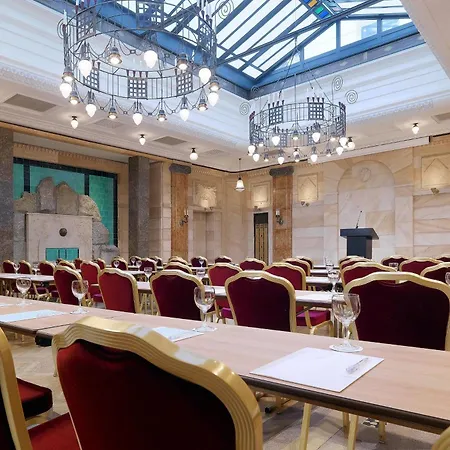 Le Meridien Grand Hotell 5*