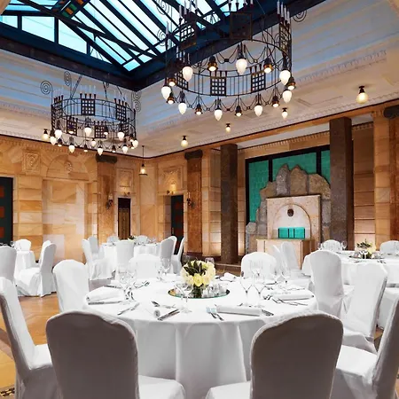 Hotell Le Meridien Grand