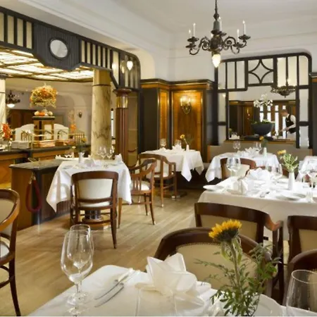 Le Meridien Grand Hotell 5*