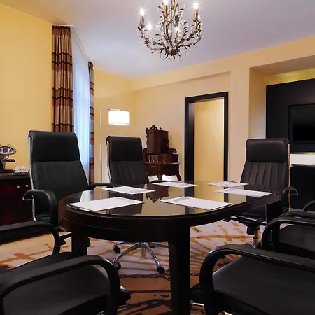 Le Meridien Grand Hotell