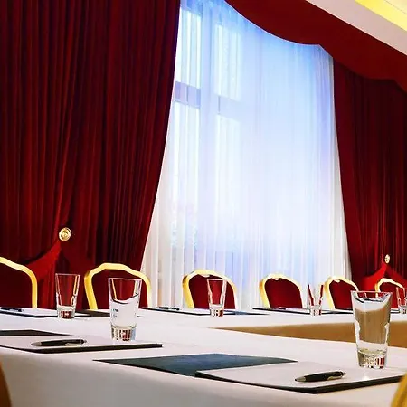 Le Meridien Grand Hotel 5*